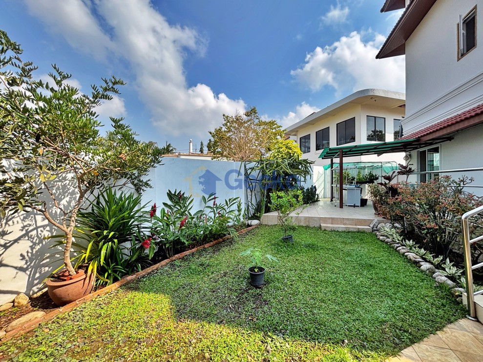 7 ห้องนอน บ้าน in Paradise Villa 1  พัทยาตะวันออก H013164 (Photo 2)