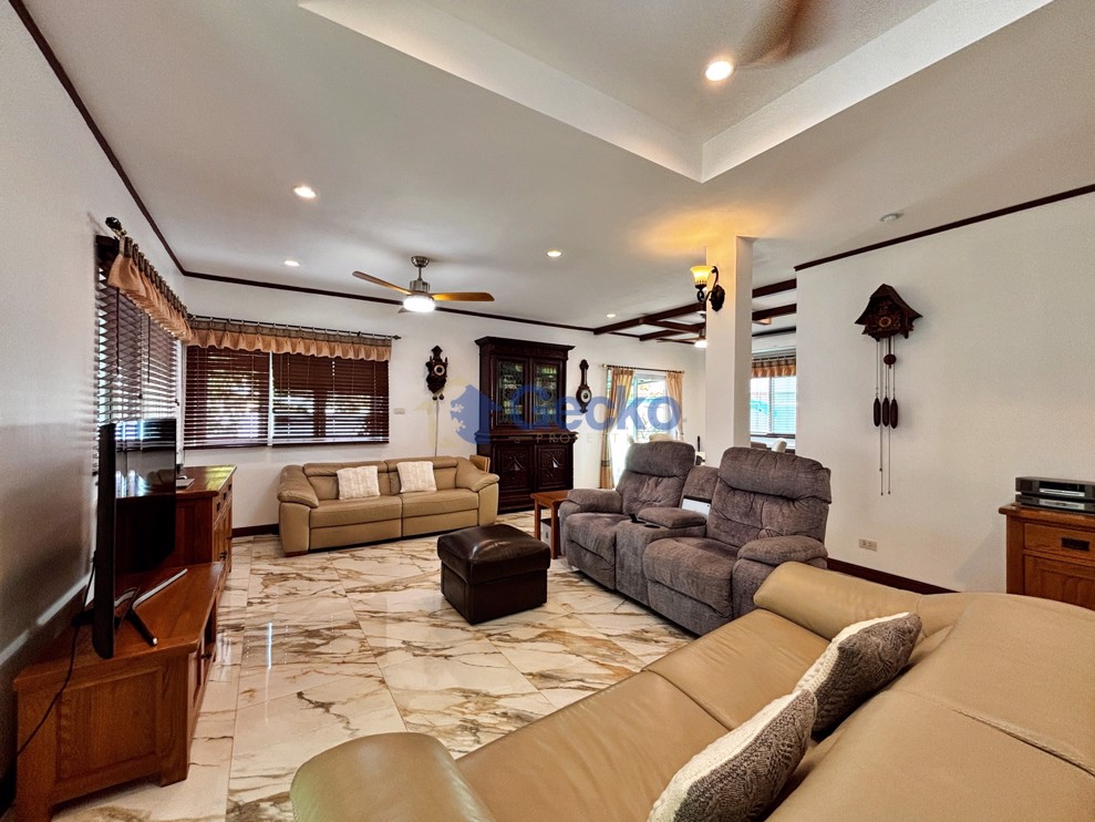 7 ห้องนอน บ้าน in Paradise Villa 1  พัทยาตะวันออก H013164 (Photo 4)