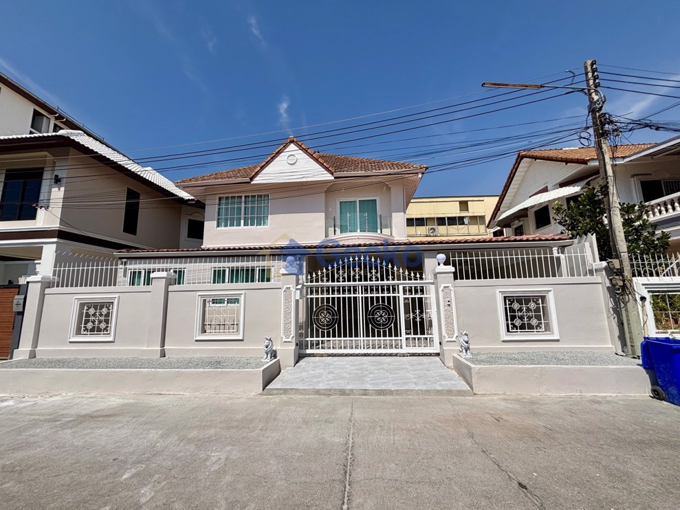 4 ห้องนอน บ้าน in Pattaya Lagoon  พัทยาใต้ H013165 (Cover Photo)