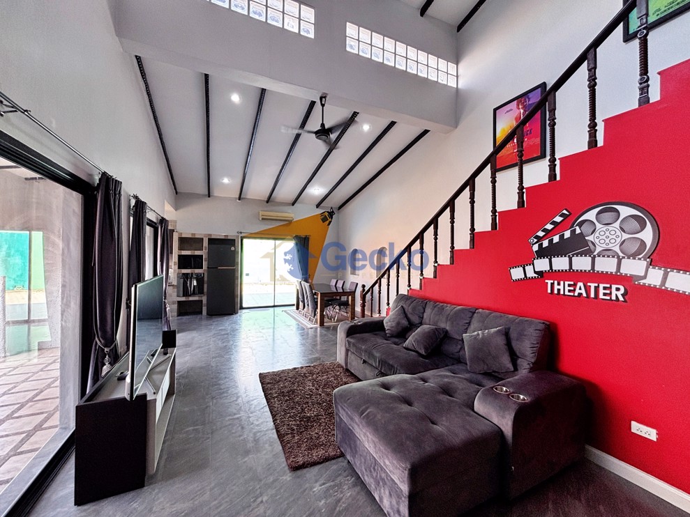 3 ห้องนอน บ้าน in Palm Spring Housing  พัทยาตะวันออก H013166 (Photo 2)