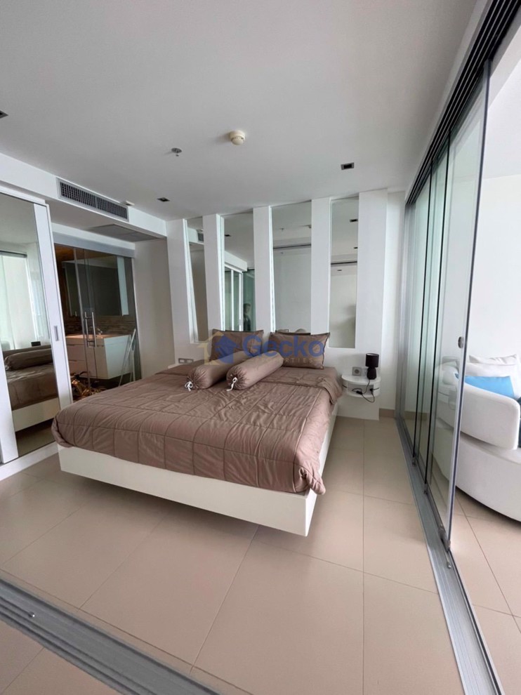 1 Bedroom Condo in  Sands Condominium Pratumnak C013180 (Photo 2)