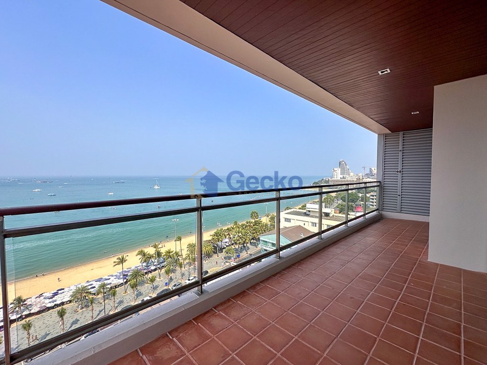 2 Bedrooms Condo in Northshore North Pattaya C013181 (Photo 1)