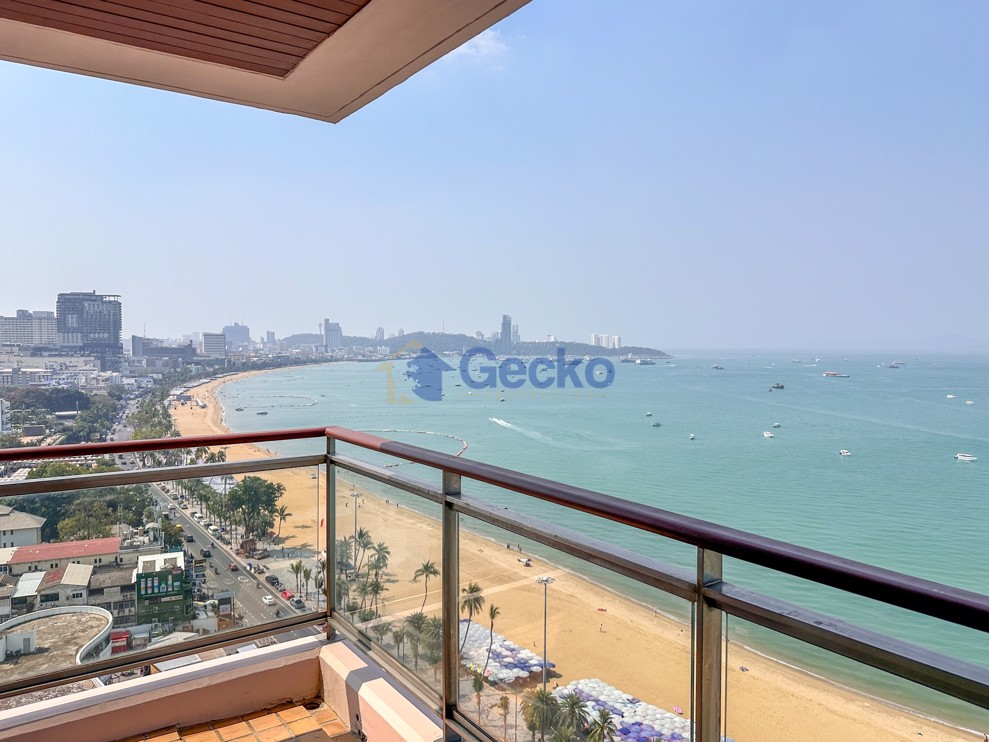 2 Bedrooms Condo in Northshore North Pattaya C013182 (Cover Photo)