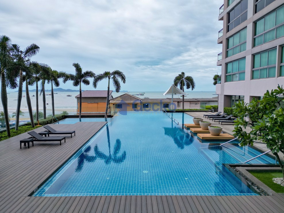 2 Bedrooms Condo in Northshore North Pattaya C013183 (Photo 2)