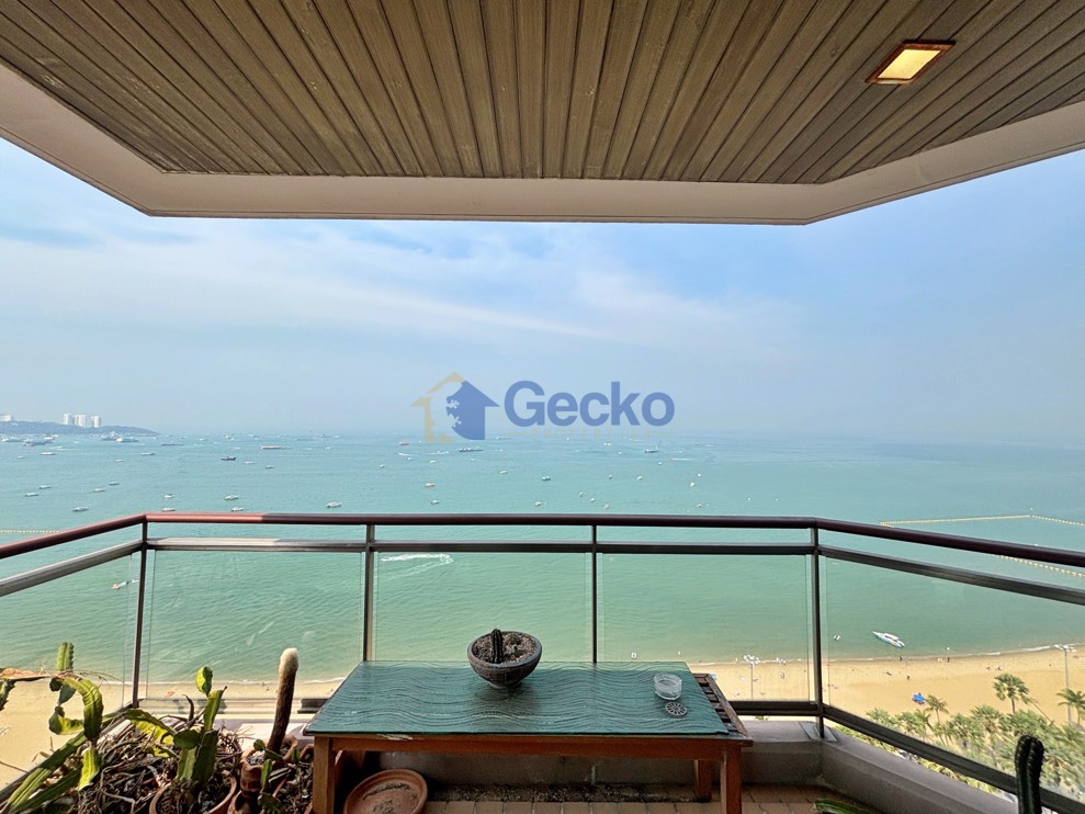 2 Bedrooms Condo in Northshore North Pattaya C013183 (Cover Photo)