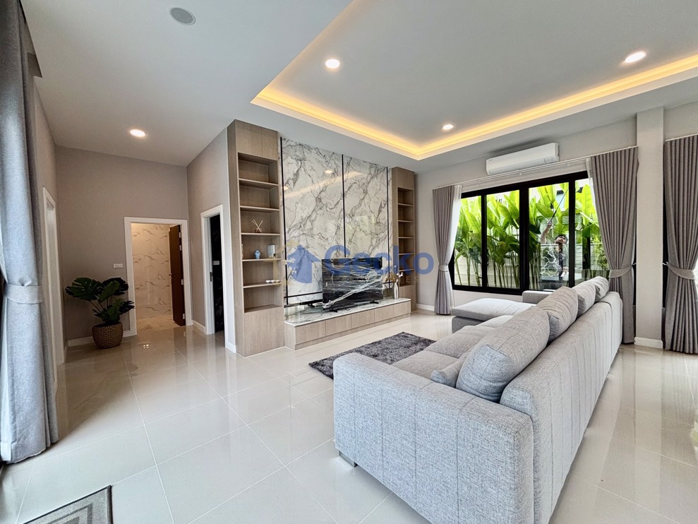3 ห้องนอน บ้าน in Garden Ville 9  พัทยาตะวันออก H013192 (Photo 2)