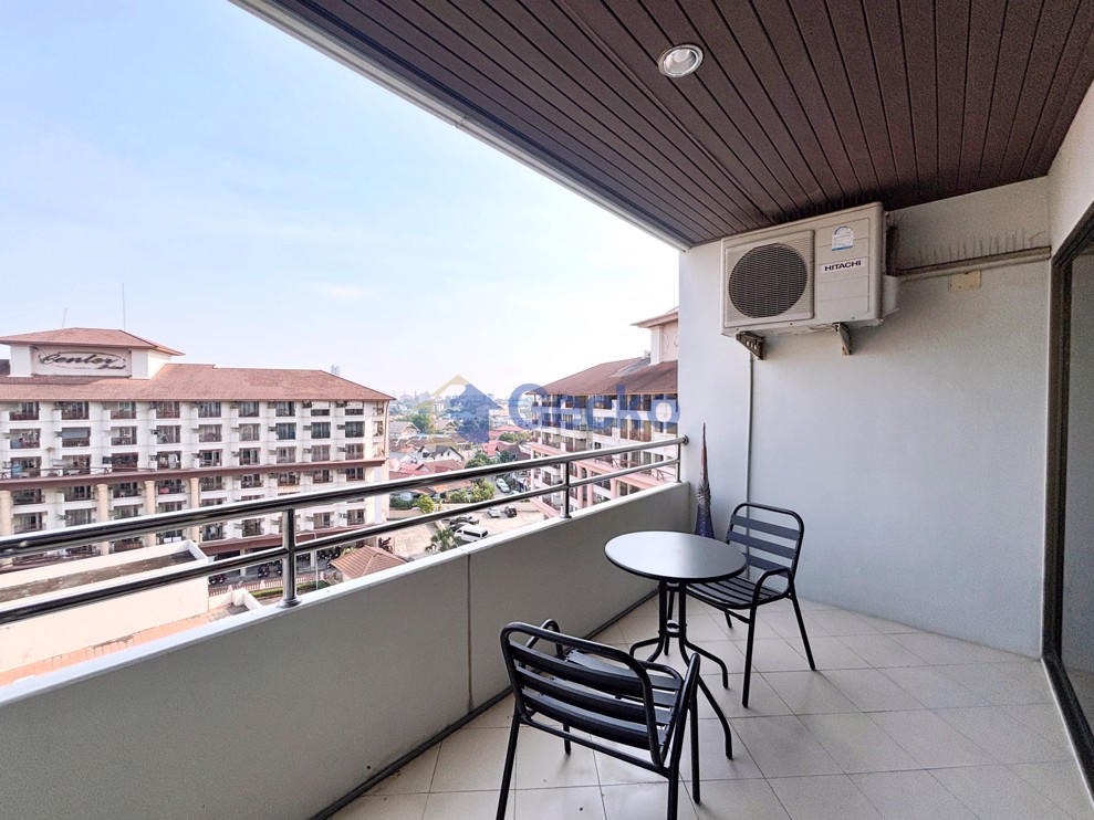 Studio Condo in PKCP Tower Central Pattaya C012600 (Photo 2)