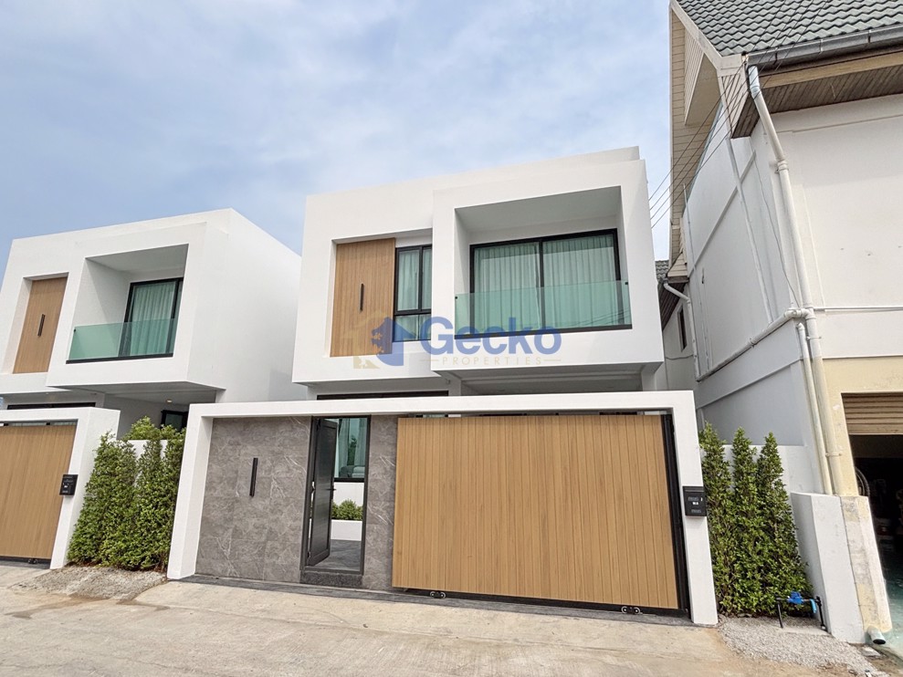 3 ห้องนอน บ้าน  นาเกลือ H013194 (Cover Photo)