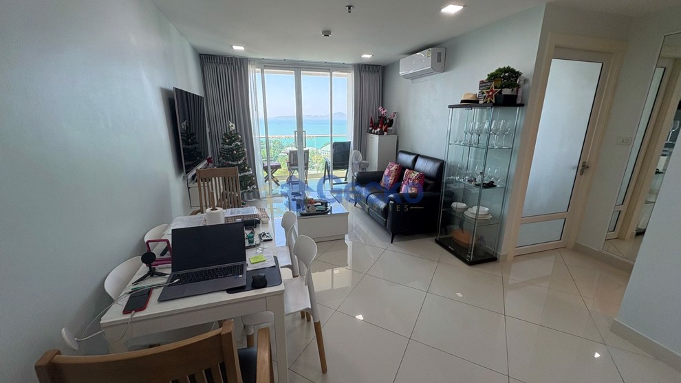 1 Bedroom Condo in The View Cozy Beach Pratumnak C013202 (Photo 2)