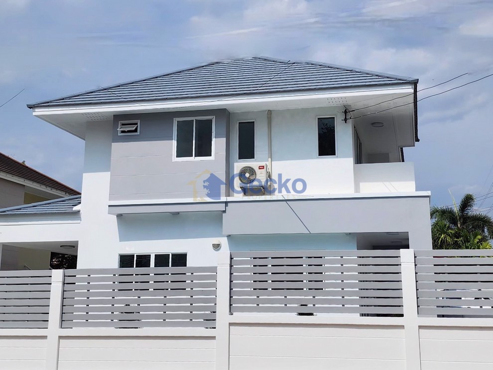 4 Bedrooms House in Baan Koonsuk 2   Bang Saray H013210 (Photo 1)