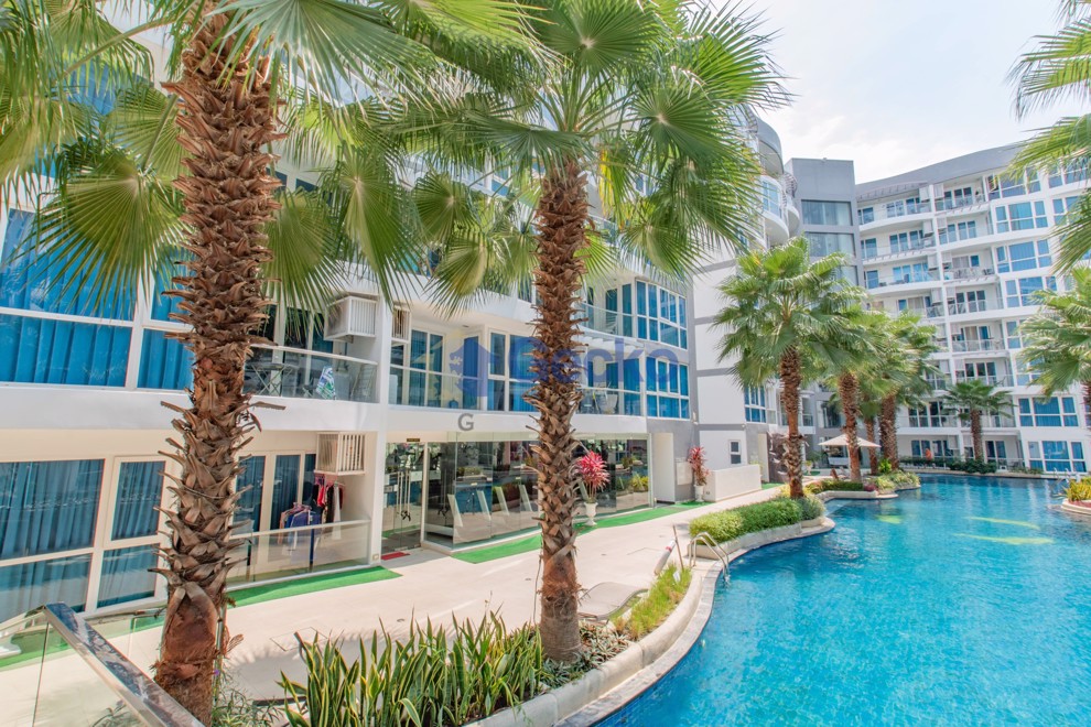 2 Bedrooms Condo in Grand Avenue Central Pattaya C013173 (Photo 1)