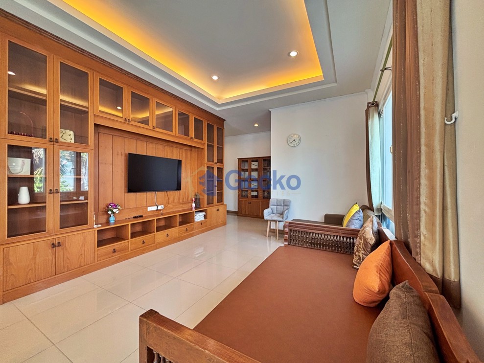 6 ห้องนอน บ้าน in Amorn Village  พัทยาตะวันออก H013222 (Photo 4)