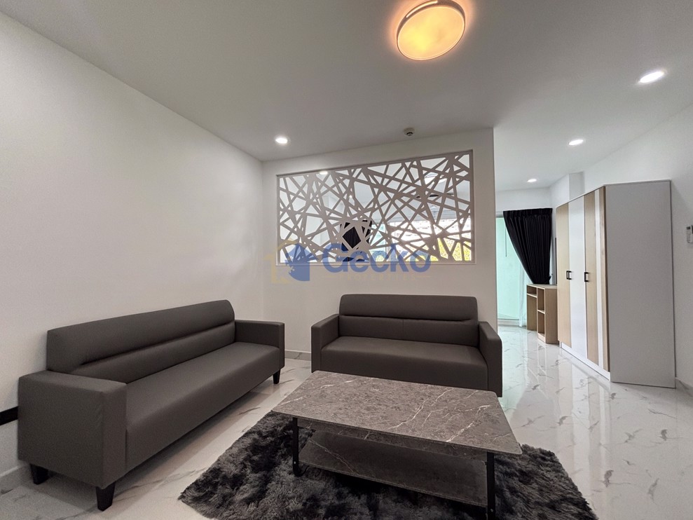 Studio Condo in View Talay 5 Jomtien C013235 (Photo 3)