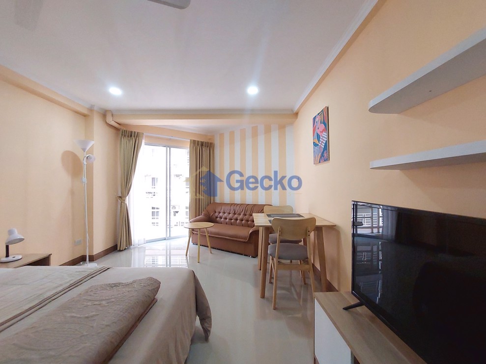 Studio Condo in Jomtien Beach Condo Jomtien C013241 (Photo 2)