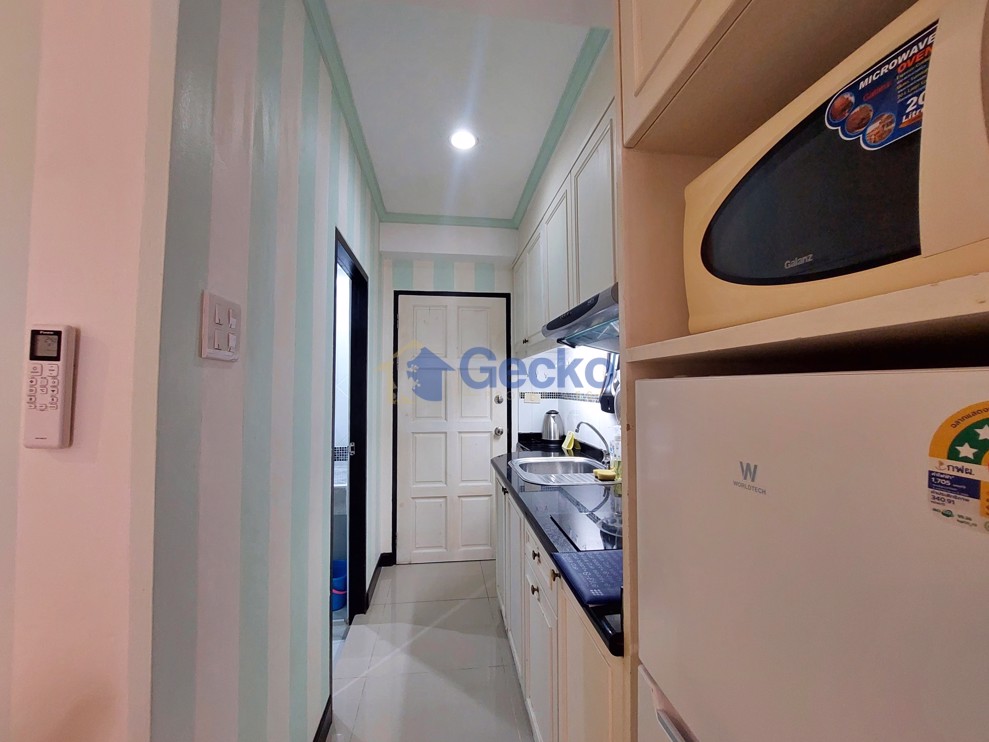 Studio Condo in Jomtien Beach Condo Jomtien C013242 (Photo 4)