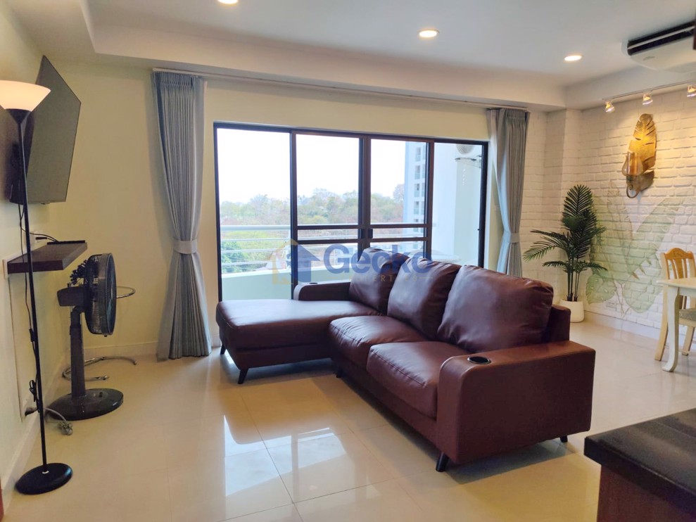 2 Bedrooms Condo in Pattaya Hill Resort Pratumnak C013245 (Photo 1)