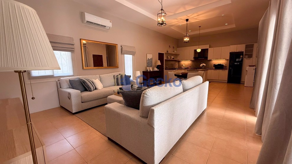 3 Bedrooms House in Laurel Park  East Pattaya H013247 (Photo 2)