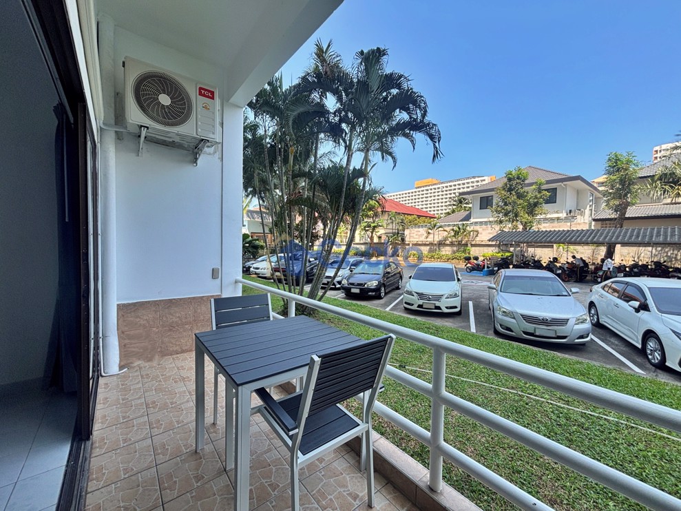Studio Condo in View Talay 2 Jomtien C013253 (Photo 1)