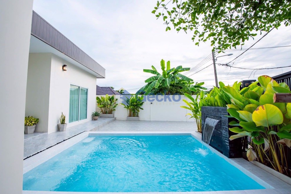 3 Bedrooms House  East Pattaya H013259 (Photo 2)