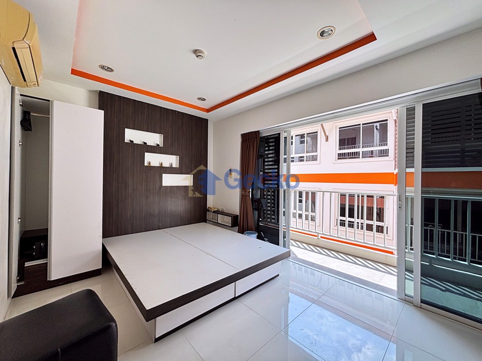 Studio Condo in New Nordic VIP 2 Pratumnak C013261 (Photo 4)