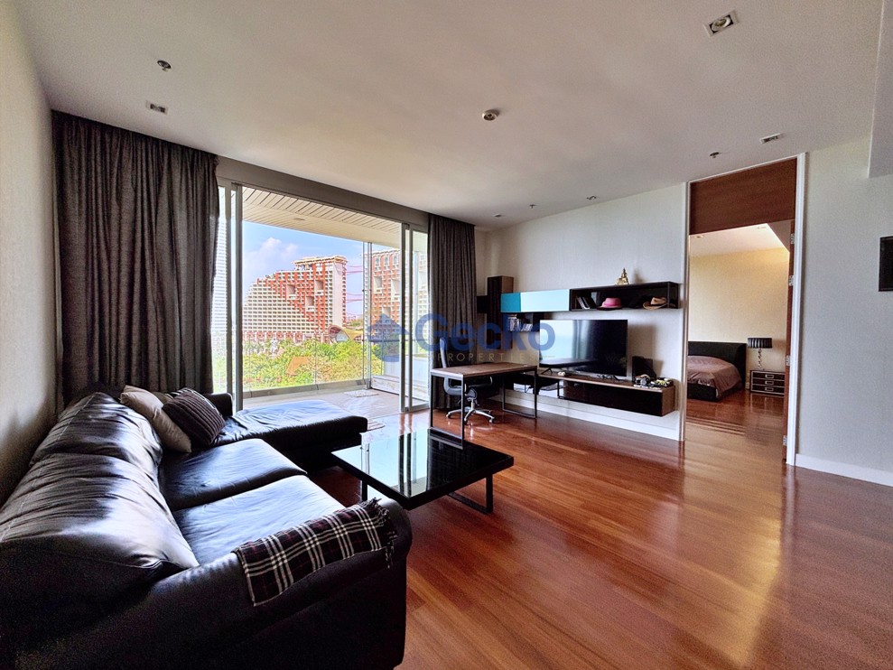 2 Bedrooms Condo in The Cove Pattaya Wongamat C013267 (Photo 1)