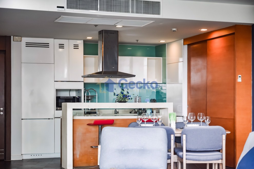 2 Bedrooms Condo in Ananya Beachfront Condominium Wongamat C012422 (Photo 4)