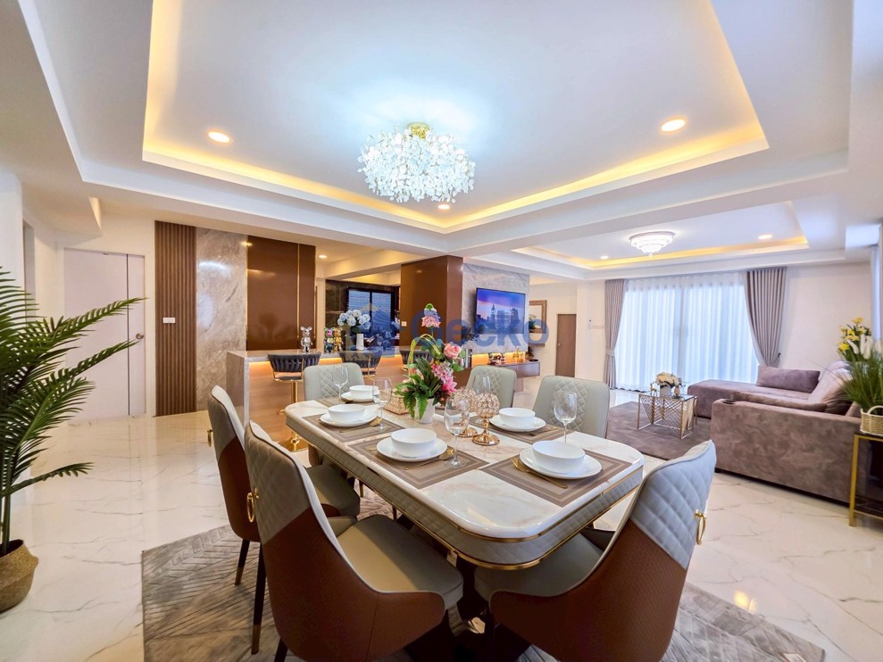 5 ห้องนอน บ้าน  พัทยาใต้ H013271 (Photo 3)