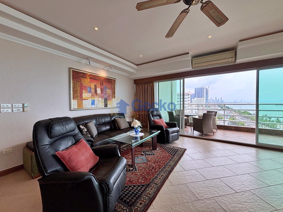2 Bedrooms Condo in View Talay 7 Jomtien C013266 (Photo 4)