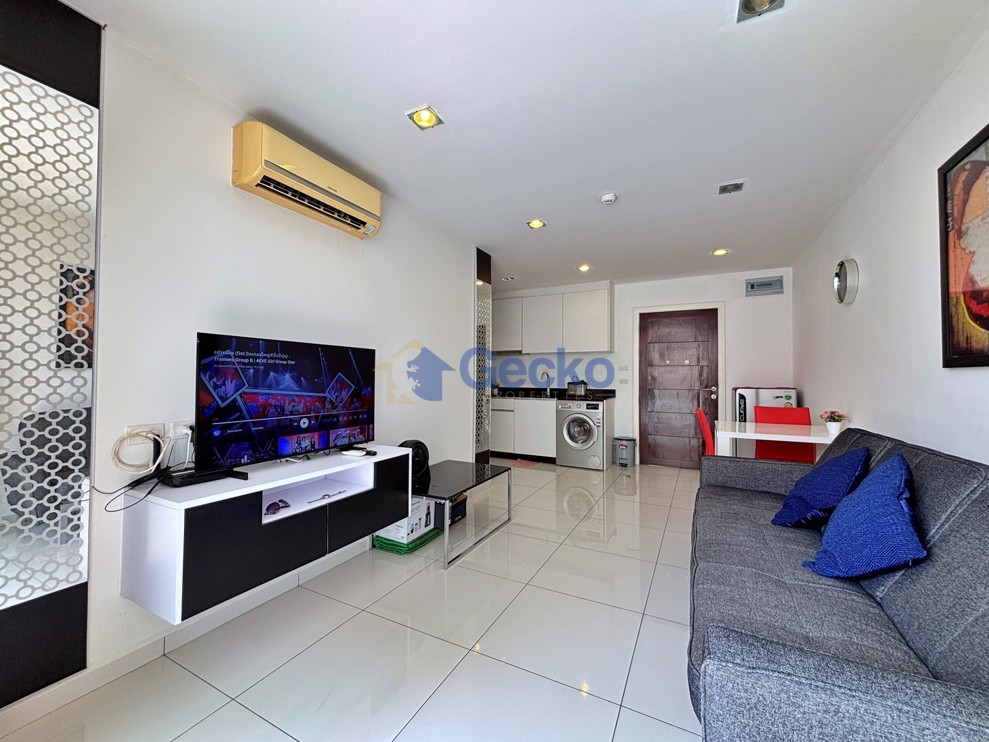 1 Bedroom Condo in Art on the Hill Pratumnak C013275 (Photo 4)