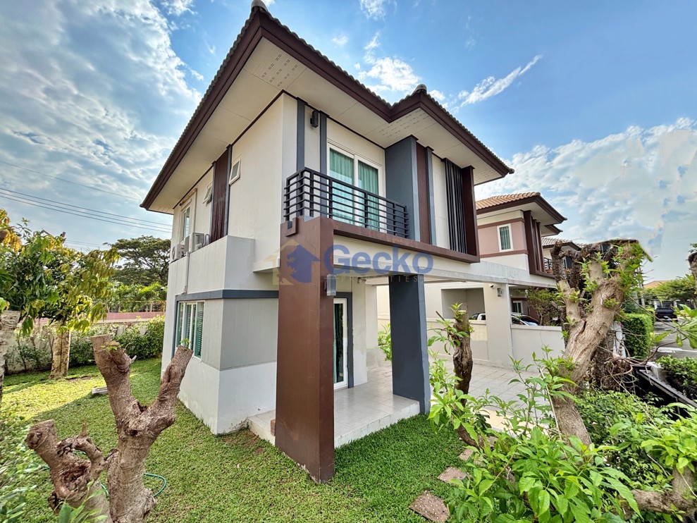 3 Bedrooms House in The Pattalet  East Pattaya H013281 (Photo 1)