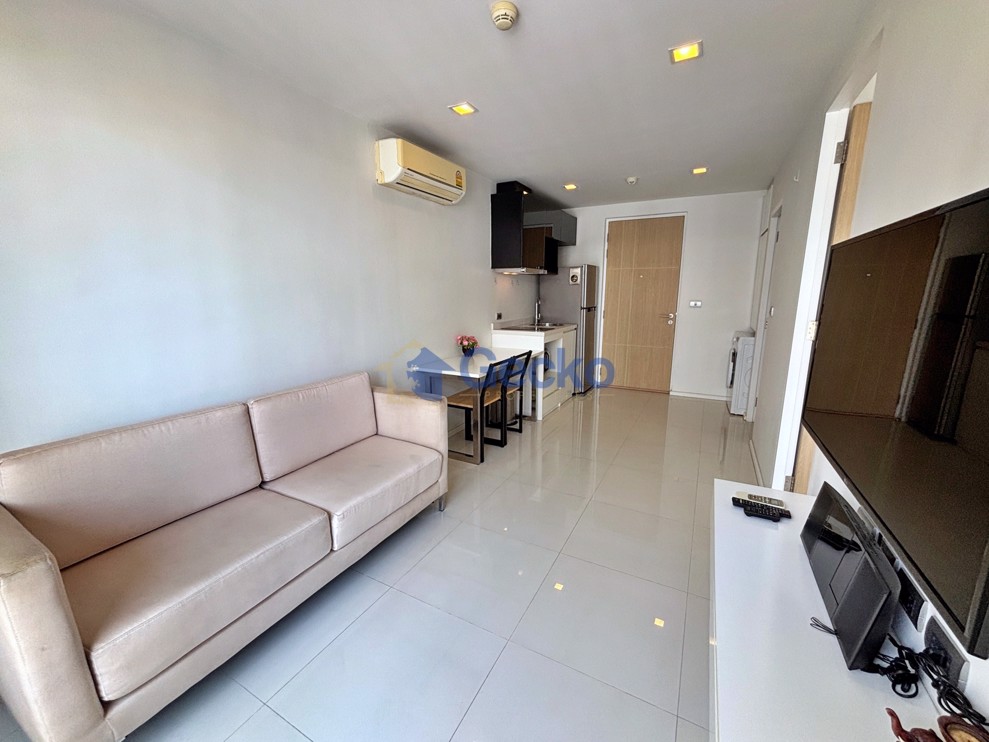 1 Bedroom Condo in The Urban Attitude Pattaya Central Pattaya C013282 (Photo 3)