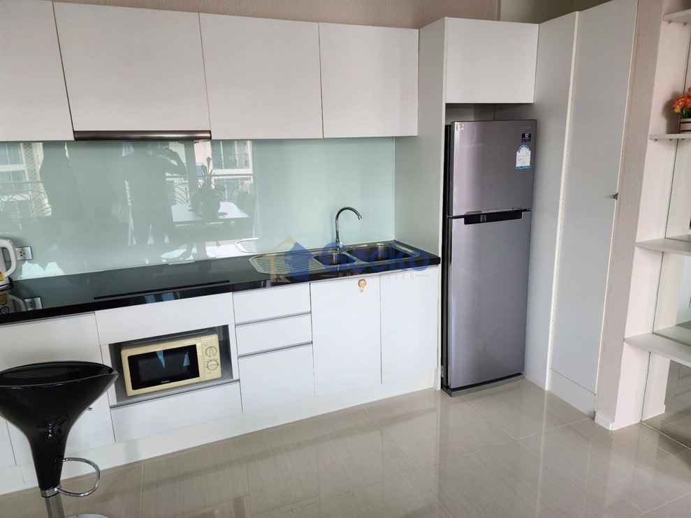 2 Bedrooms Condo in Atlantis Condo Resort Jomtien C013286 (Photo 2)