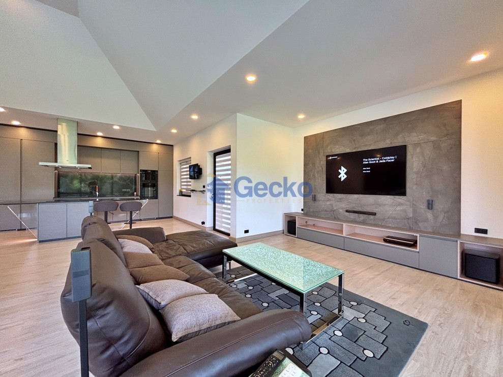 3 Bedrooms House in Sunside Residences  Huay Yai H013293 (Photo 3)