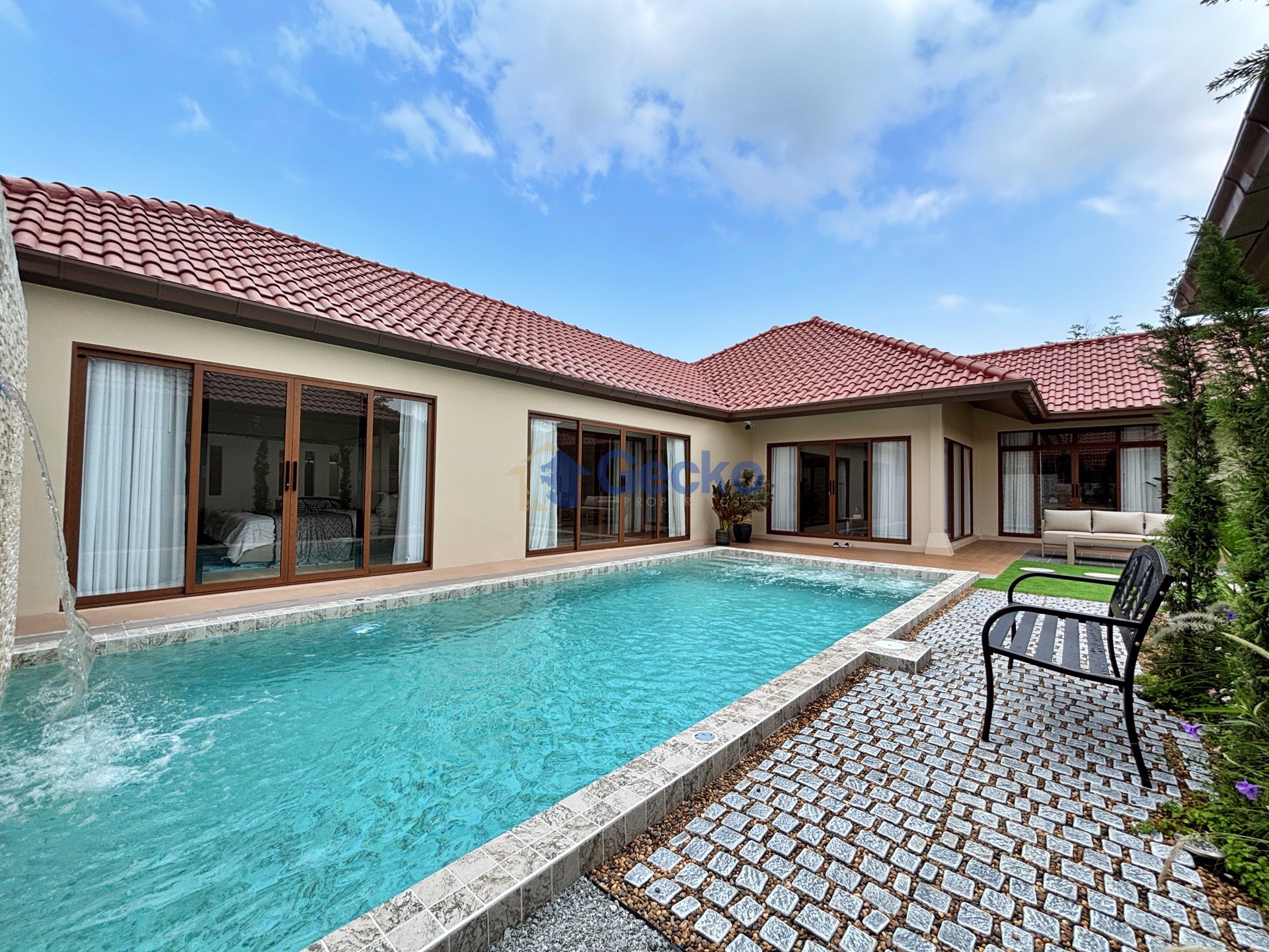 4 Bedrooms House in Baan Balina 3  Huay Yai H013301