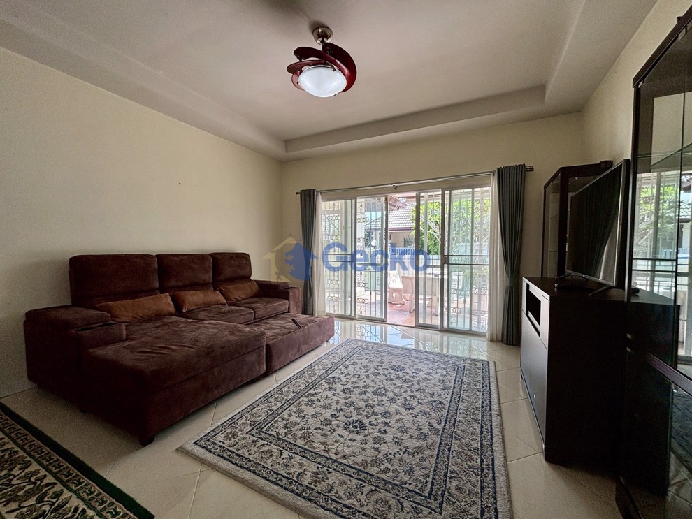 3 ห้องนอน บ้าน in Green Field Villa 3  พัทยาตะวันออก H013306 (Photo 2)