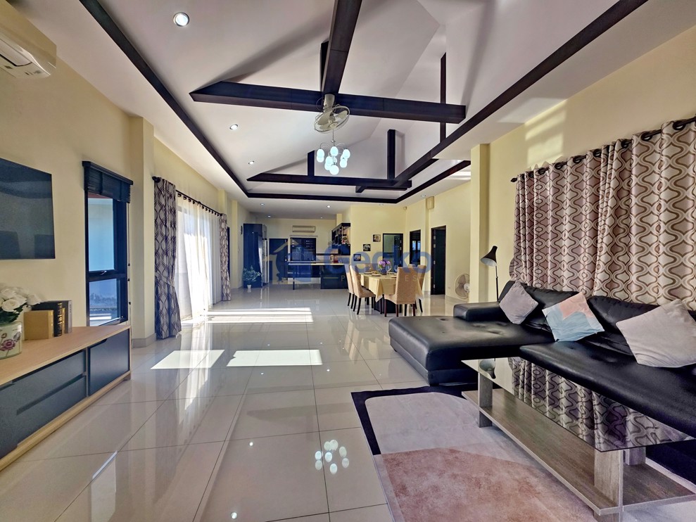 3 Bedrooms House in Baan Dusit Lake  Huay Yai H013307 (Photo 4)