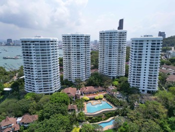 3 ห้องนอน คอนโดมิเนี่ยม in Royal Cliff Garden พระตำหนัก C006352