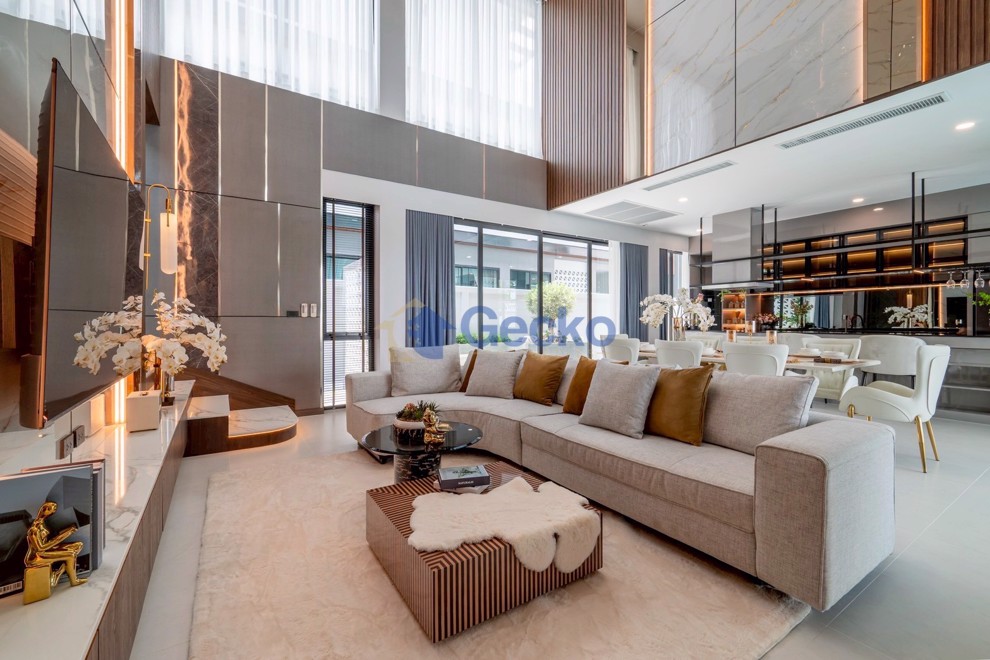 4 ห้องนอน บ้าน in Resta Villa  พัทยาตะวันออก H012135 (Photo 3)