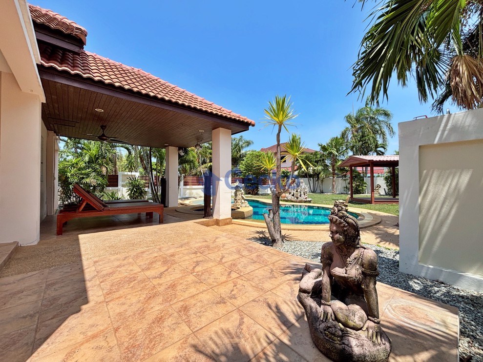 3 ห้องนอน บ้าน in MIke Orchid Villa 2  พัทยาตะวันออก H013320 (Photo 3)