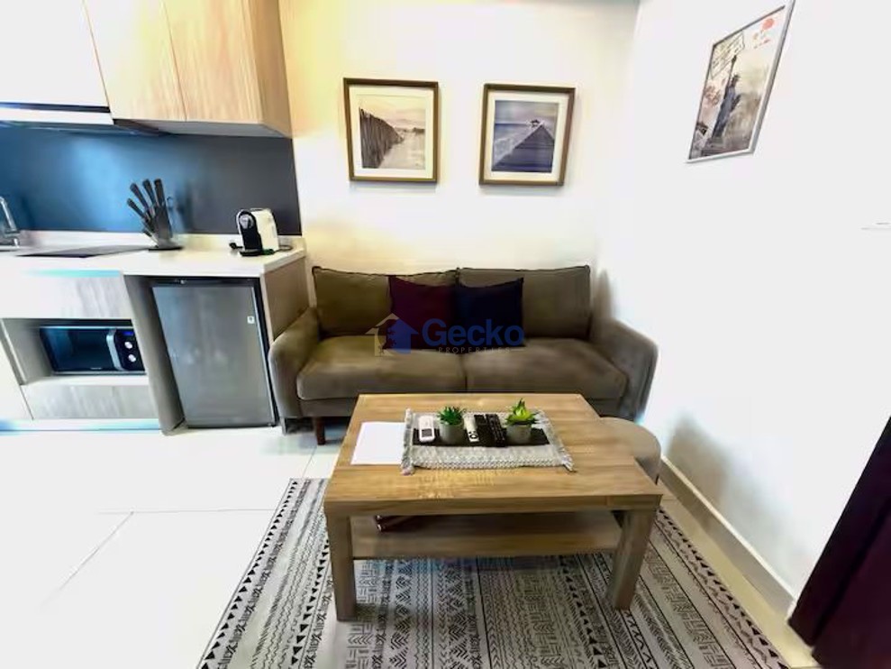1 Bedroom Condo in Arcadia Beach Resort South Pattaya C013333 (Photo 4)