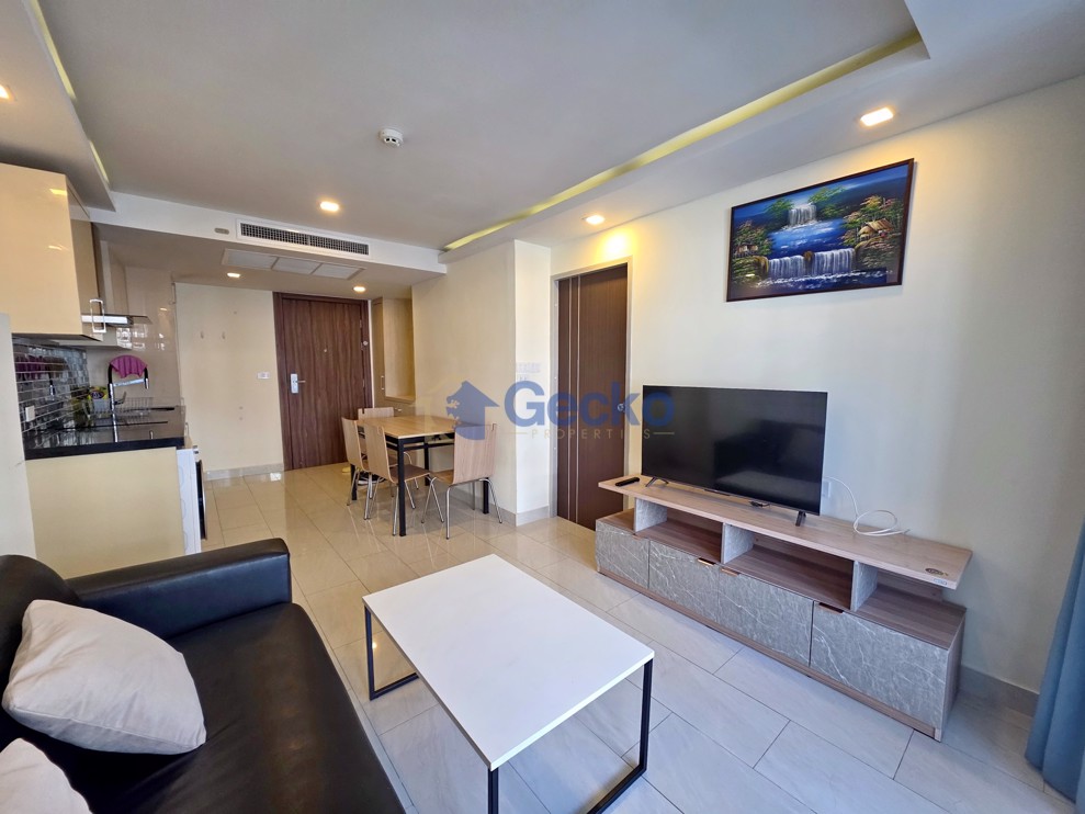 1 Bedroom Condo in Grand Avenue Residence Central Pattaya C013340 (Photo 3)