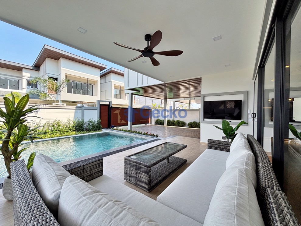 4 Bedrooms House in Zensiri Estate & Residences Jomtien  Jomtien H012056 (Cover Photo)