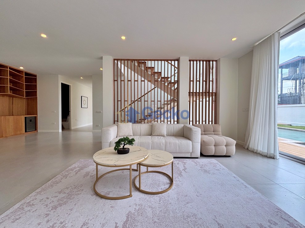 5 ห้องนอน บ้าน in Maysaya Homes  พัทยาตะวันออก H013355 (Photo 4)