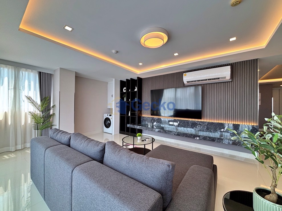 3 Bedrooms Condo in Key Residence Condo Pratumnak C013369 (Photo 3)