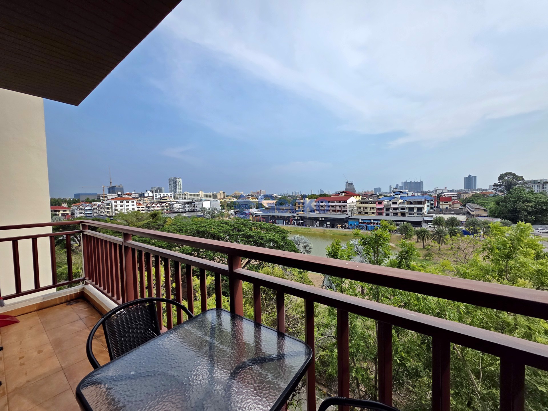 1 Bedroom Condo in Pattaya City Resort South Pattaya C013384