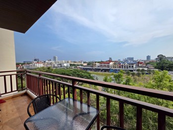 1 Bedroom Condo in Pattaya City Resort South Pattaya C013384
