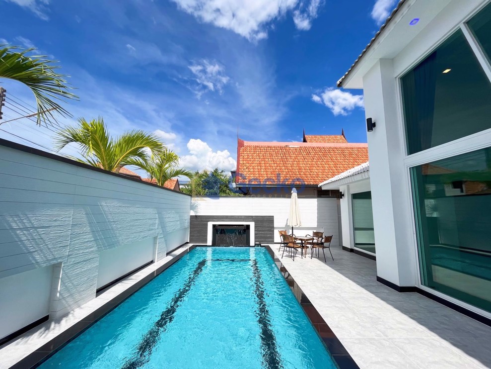 4 Bedrooms House in Pattaya Lagoon  South Pattaya H013391 (Photo 2)