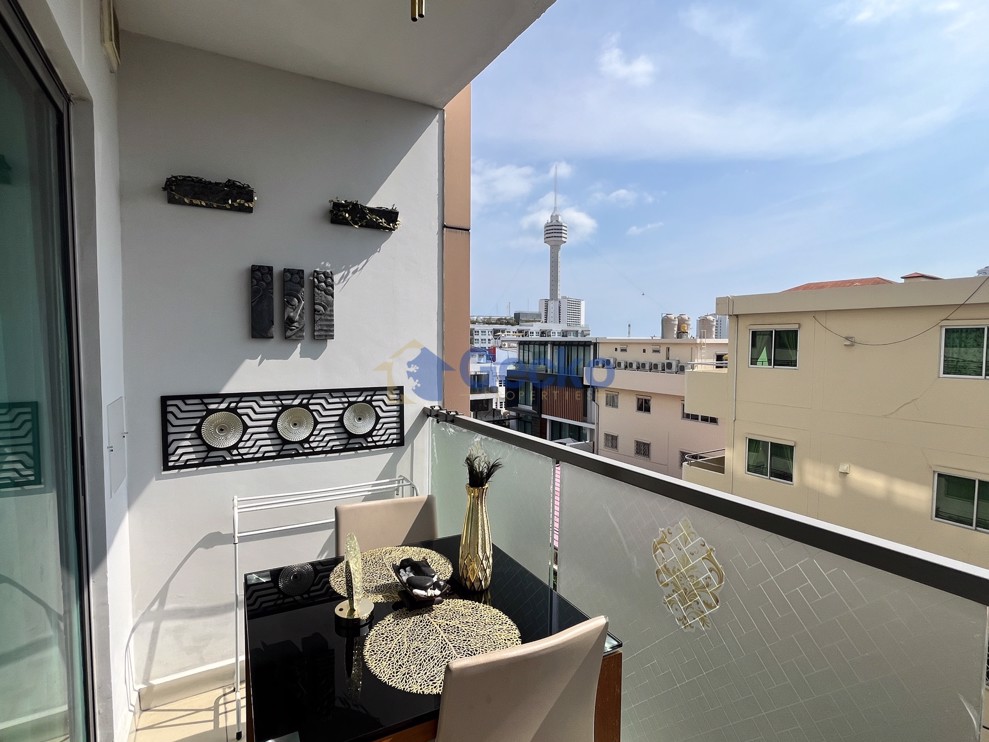 Studio Condo in Water Park Pratumnak C013394 (Photo 2)