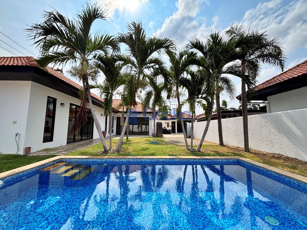 2 ห้องนอน บ้าน in Freeway Villas  พัทยาตะวันออก H013387 (Cover Photo)