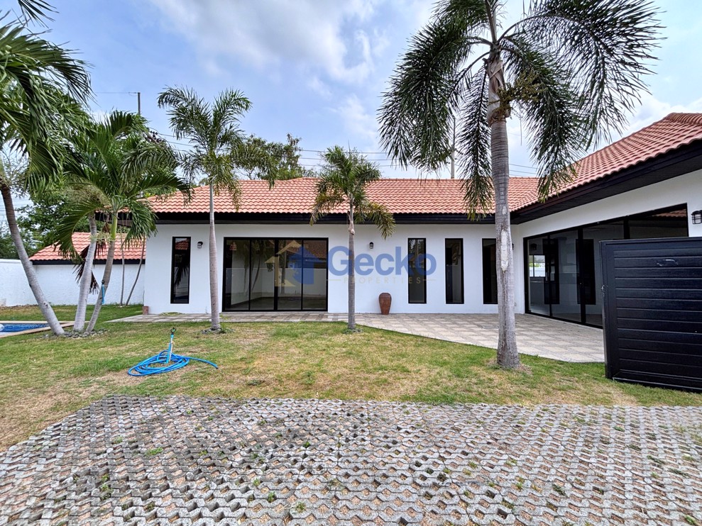 2 ห้องนอน บ้าน in Freeway Villas  พัทยาตะวันออก H013387 (Photo 1)